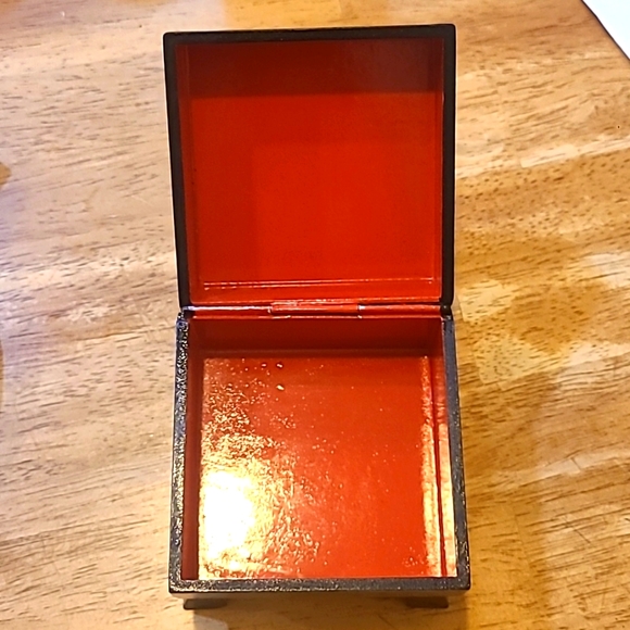 Vintage Palekh Painted Jewely Box with a Lid. Hand Carved painted and po… - Picture 2 of 6